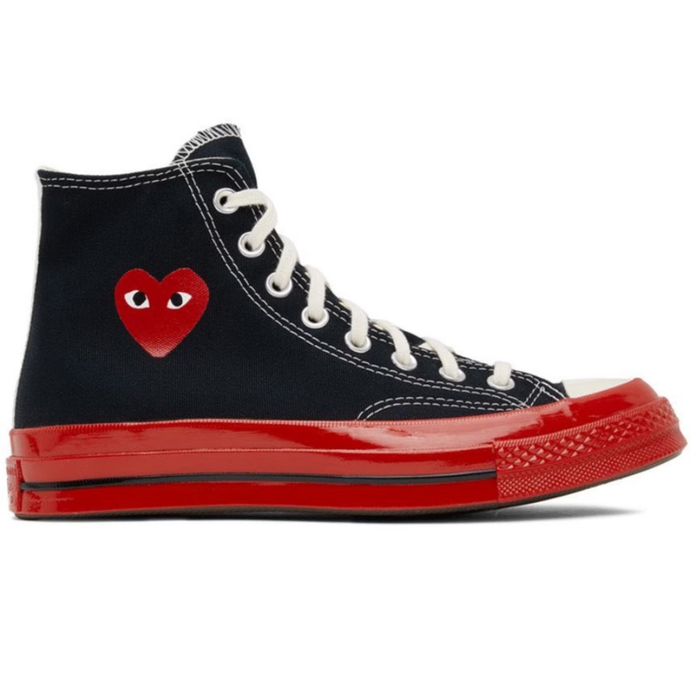 COMME DES GARÇONS PLAY CONVERSE